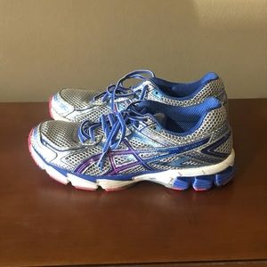 ASICS GT 1000 Women’s Running Shoe Size 9.5